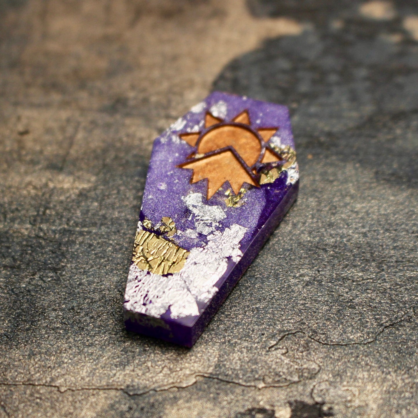 Gilded Lilacs - Coffin 8 Piece Dice Set