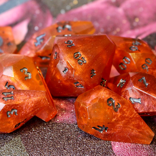 Molten Hells- Coffin 8 Piece Dice Set
