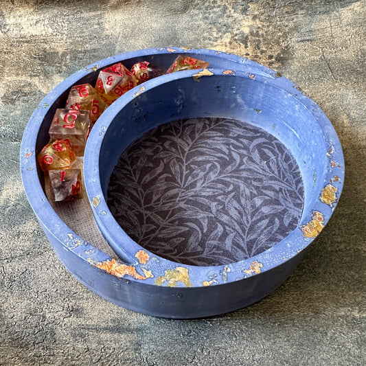 Gilded Lavender Jesmonite Lunar Dice Rolling tray