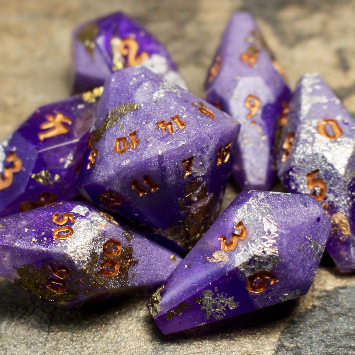 Gilded Lilacs - Coffin 8 Piece Dice Set