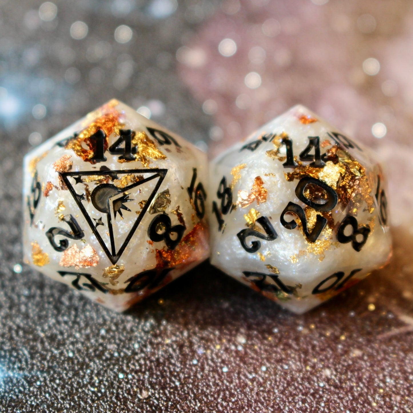 Paladins Grace - 9 Piece Dice Set