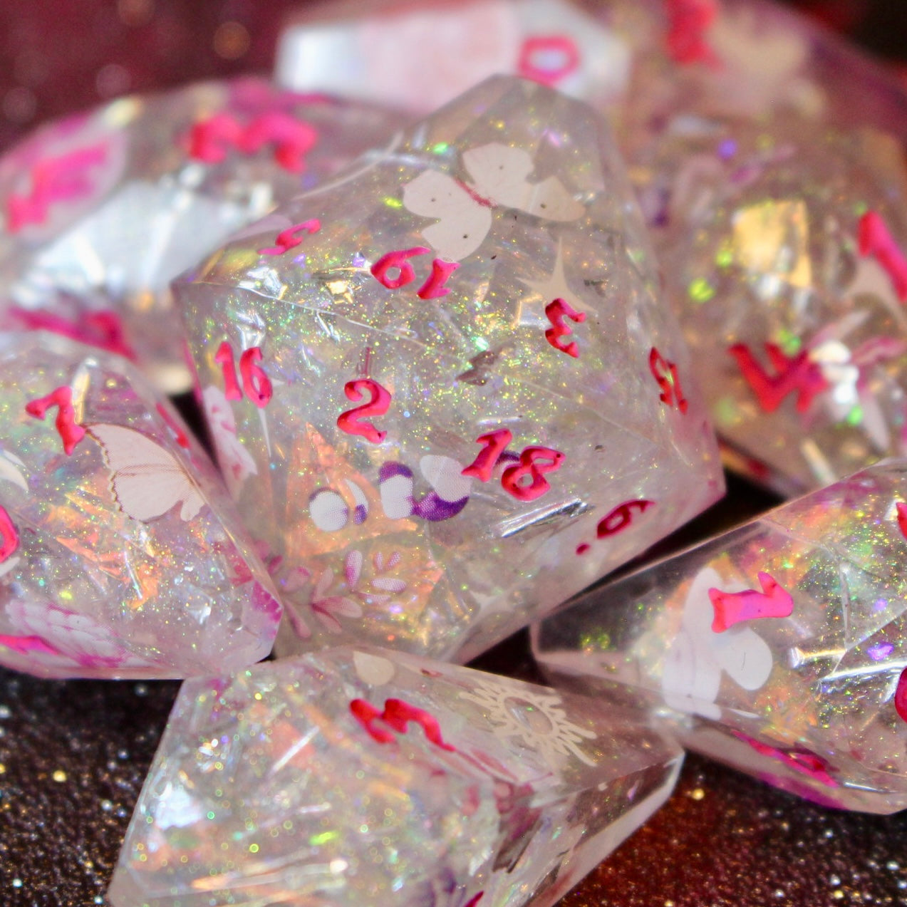 Glass Coffins -   Coffin 8 Piece Dice Set