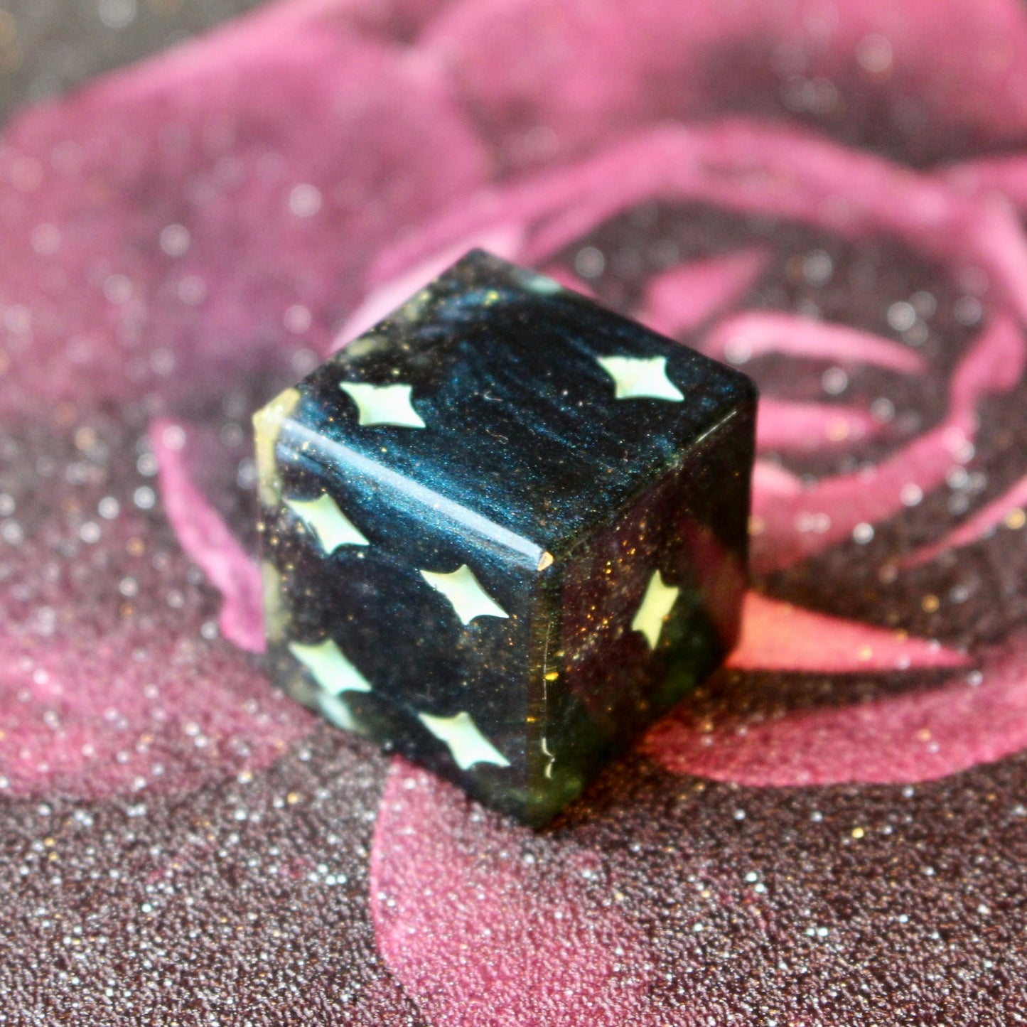 Oceanic Depths Oversized Starry Pip D6