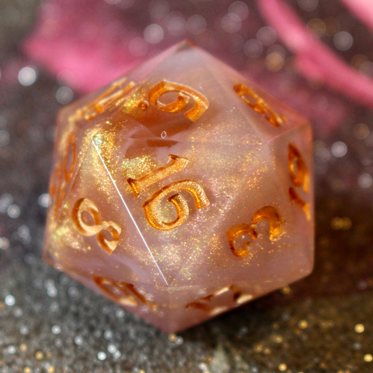 Shimmering Rose Logo Oversized 30mm D20