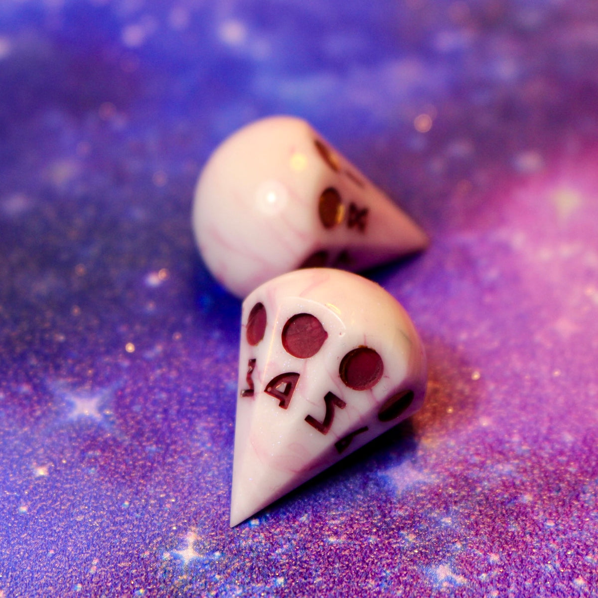 Raspberry Ripple Moon Phase D8 Pair – Dark Sky Dice