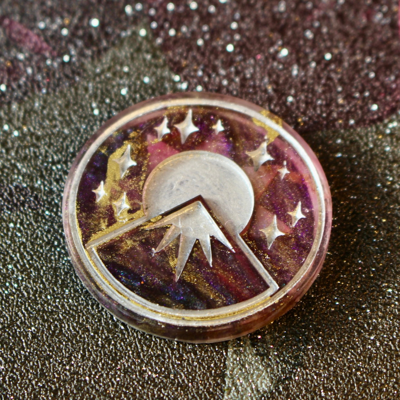 Gilded Plum -  9 Piece Dice Set