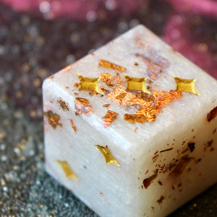 Gilded Snow Oversized Pip D6