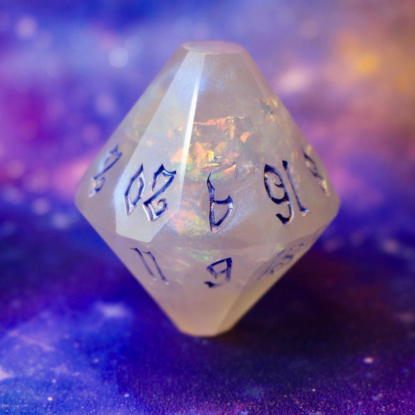 Opalescent Giant Coffin 50mm D20