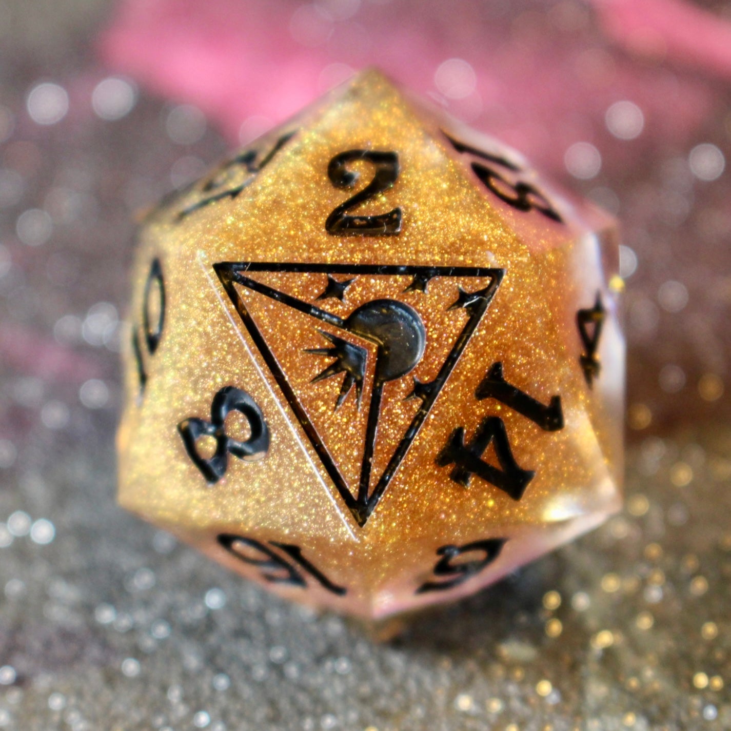 Golden Logo Oversized 30mm D20