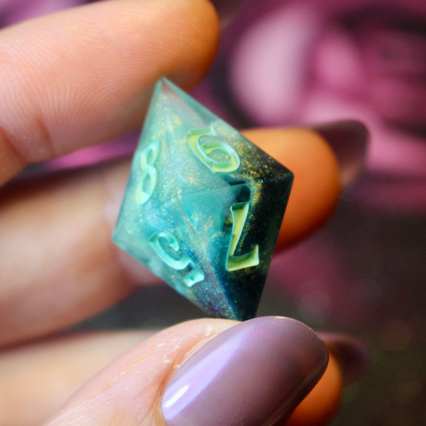 Ghostly Jewels - 7 Piece Dice Set