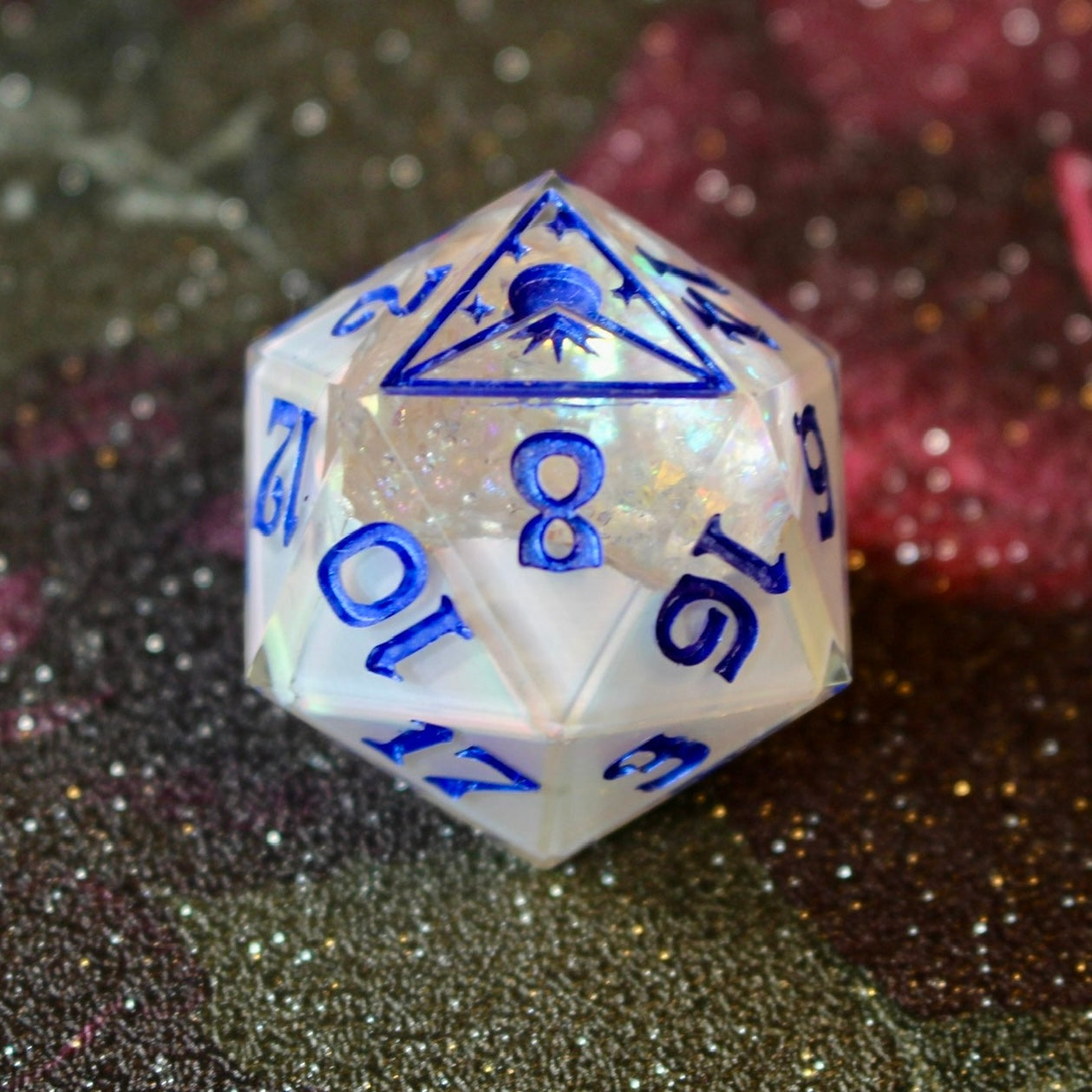 Pearly Geode Logo Oversized 30mm D20