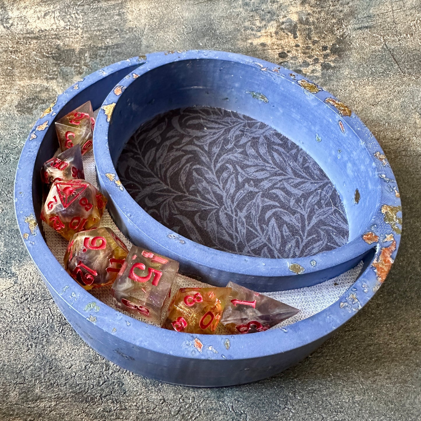 Gilded Lavender Jesmonite Lunar Dice Rolling tray