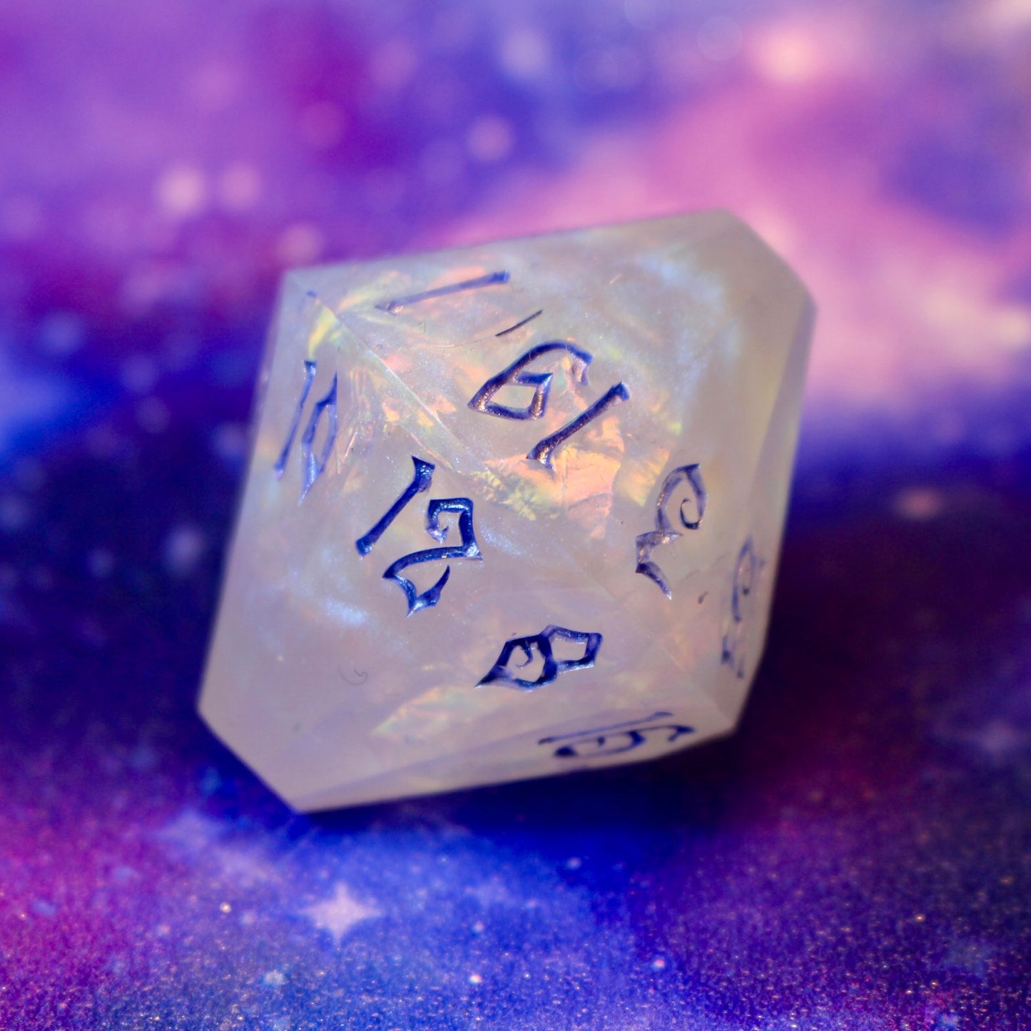 Opalescent Giant Coffin 50mm D20