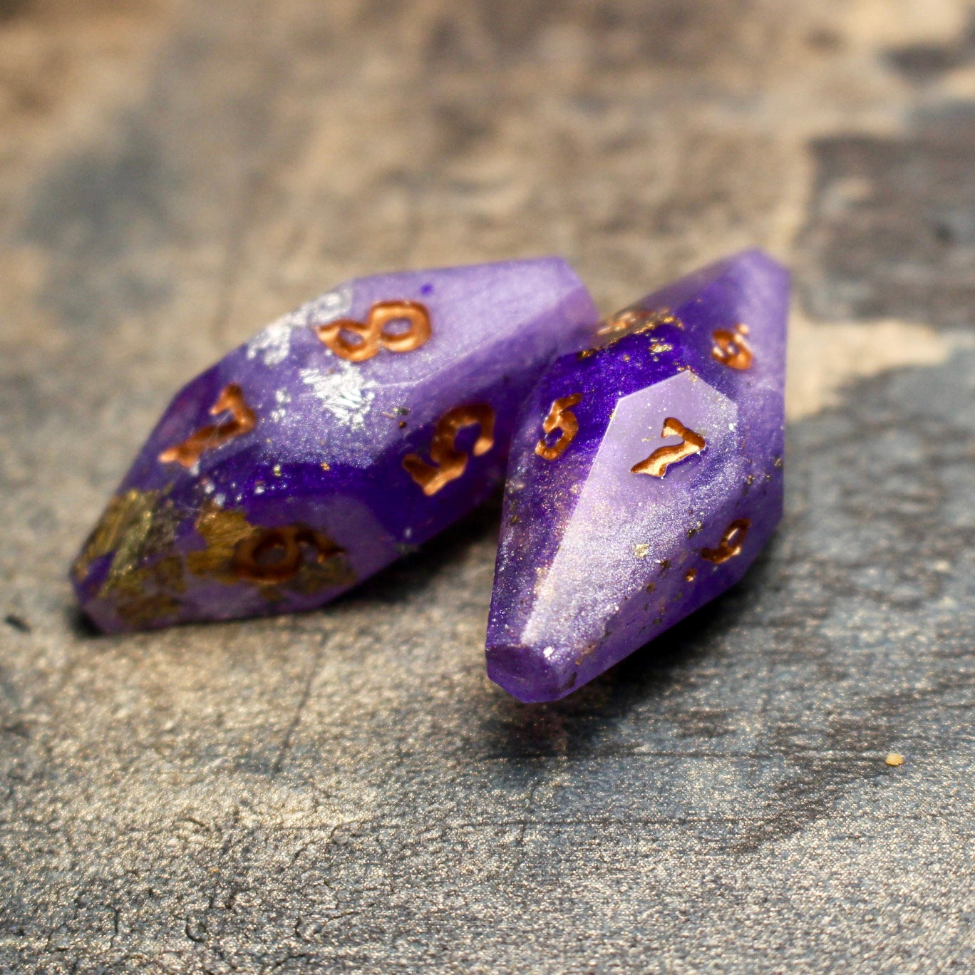 Gilded Lilacs - Coffin 8 Piece Dice Set