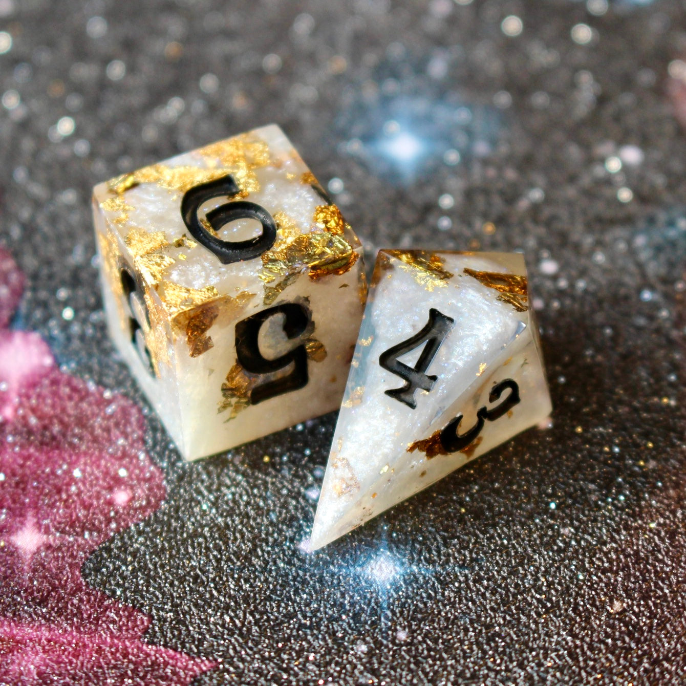 Paladins Grace - 9 Piece Dice Set