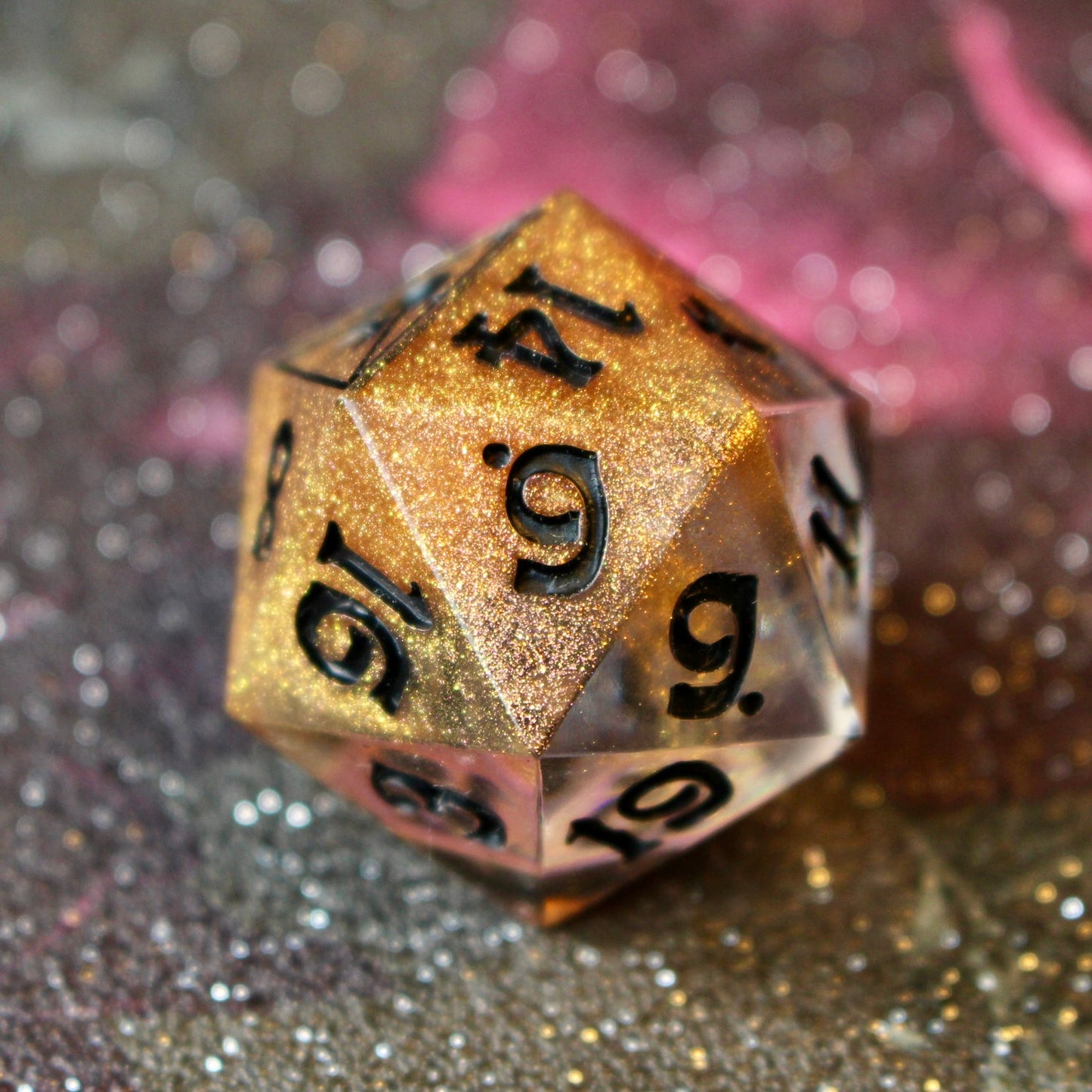 Golden Logo Oversized 30mm D20